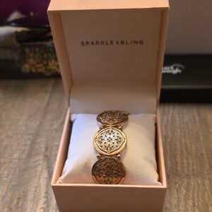 Sparkle & Bling Gold Filigree Coin Bracelet